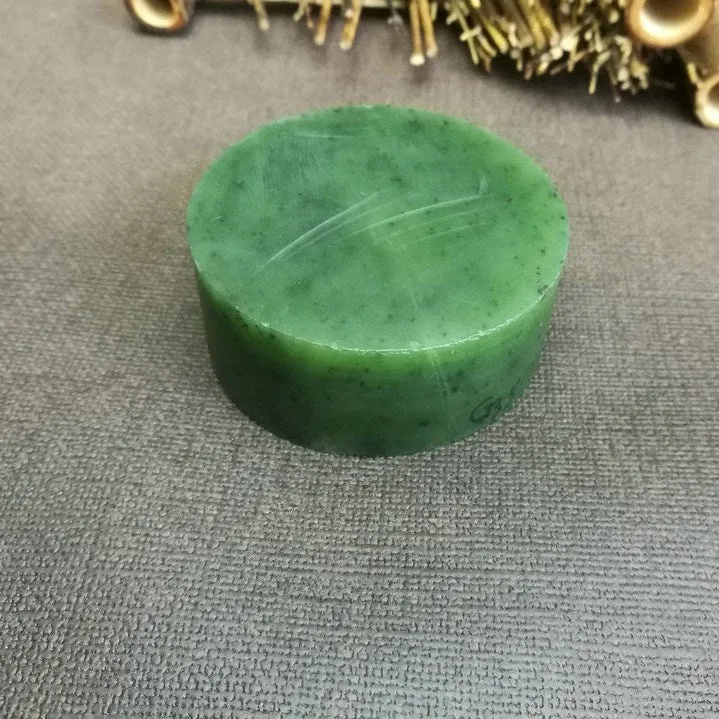 Natural Kunlun Jade Rough Nephrite Raw (5.6x2.5cm)