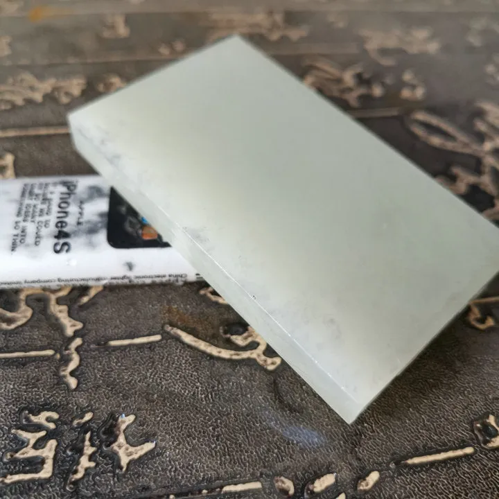 Natural Kunlun Jade Rough Nephrite Raw (73g, 7X4X0.9cm)