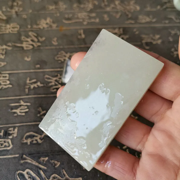 Natural Kunlun Jade Rough Nephrite Raw (73g, 7X4X0.9cm)