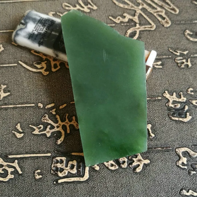 Natural Kunlun Jade Rough Nephrite Raw (77g, 7.8X2.9X0.7cm)