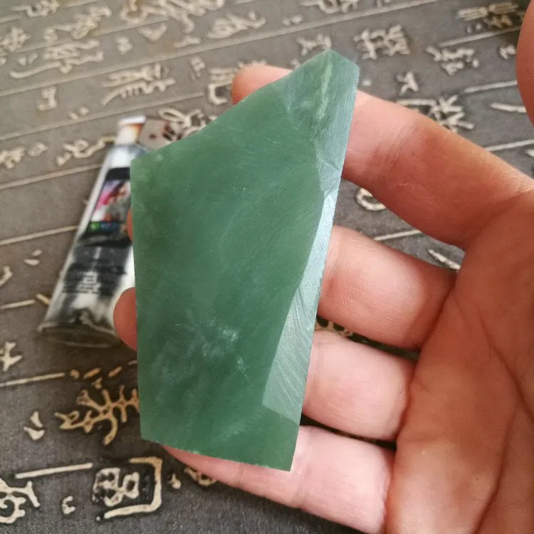 Natural Kunlun Jade Rough Nephrite Raw (77g, 7.8X2.9X0.7cm)