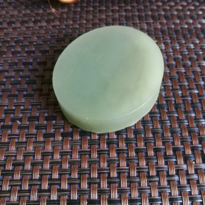 Natural Kunlun Jade Rough Nephrite Raw (82g,5.8X5X1.2cm)