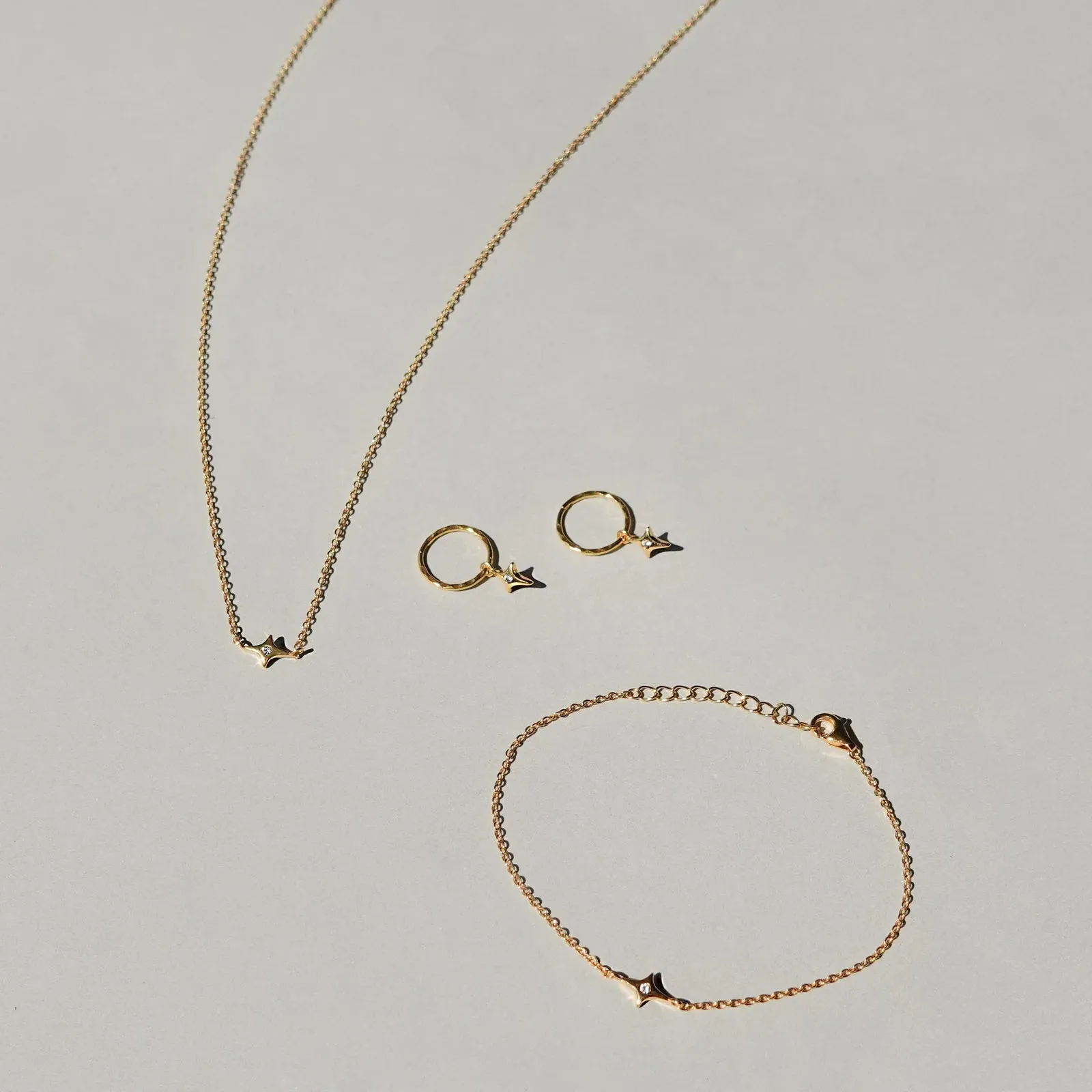 Saint Valentine Starburst Necklace - Gold