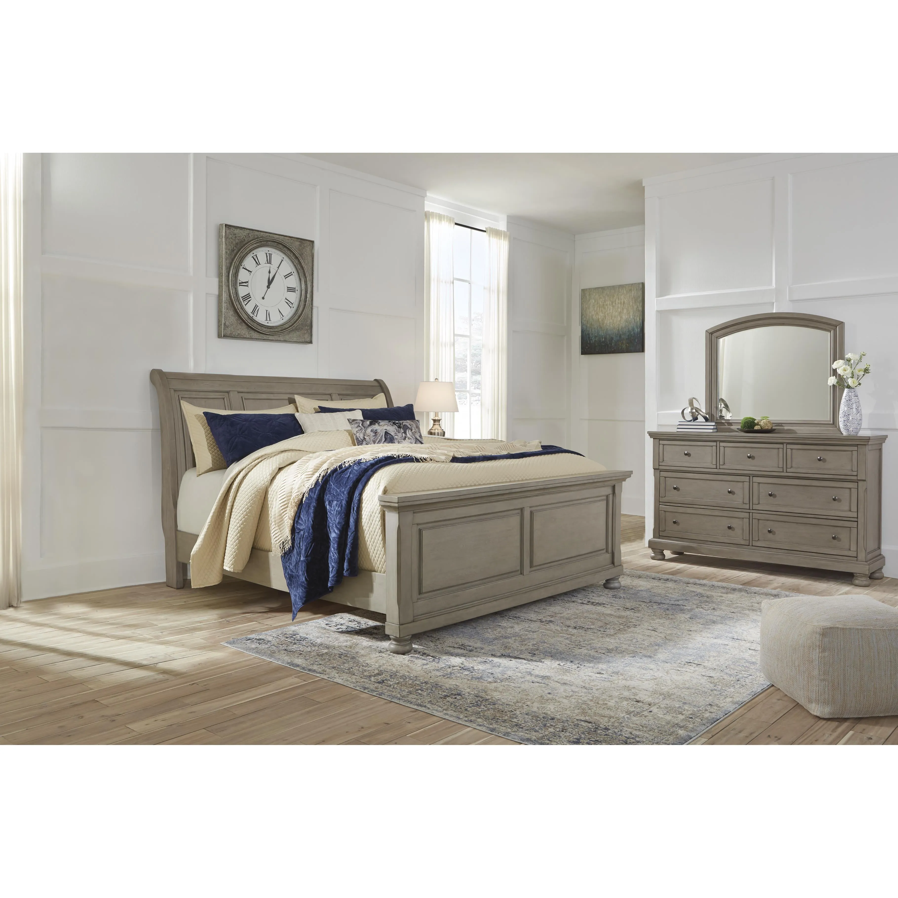 Signature Design by Ashley Lettner 7-Drawer Dresser with Mirror B733-31/B733-36