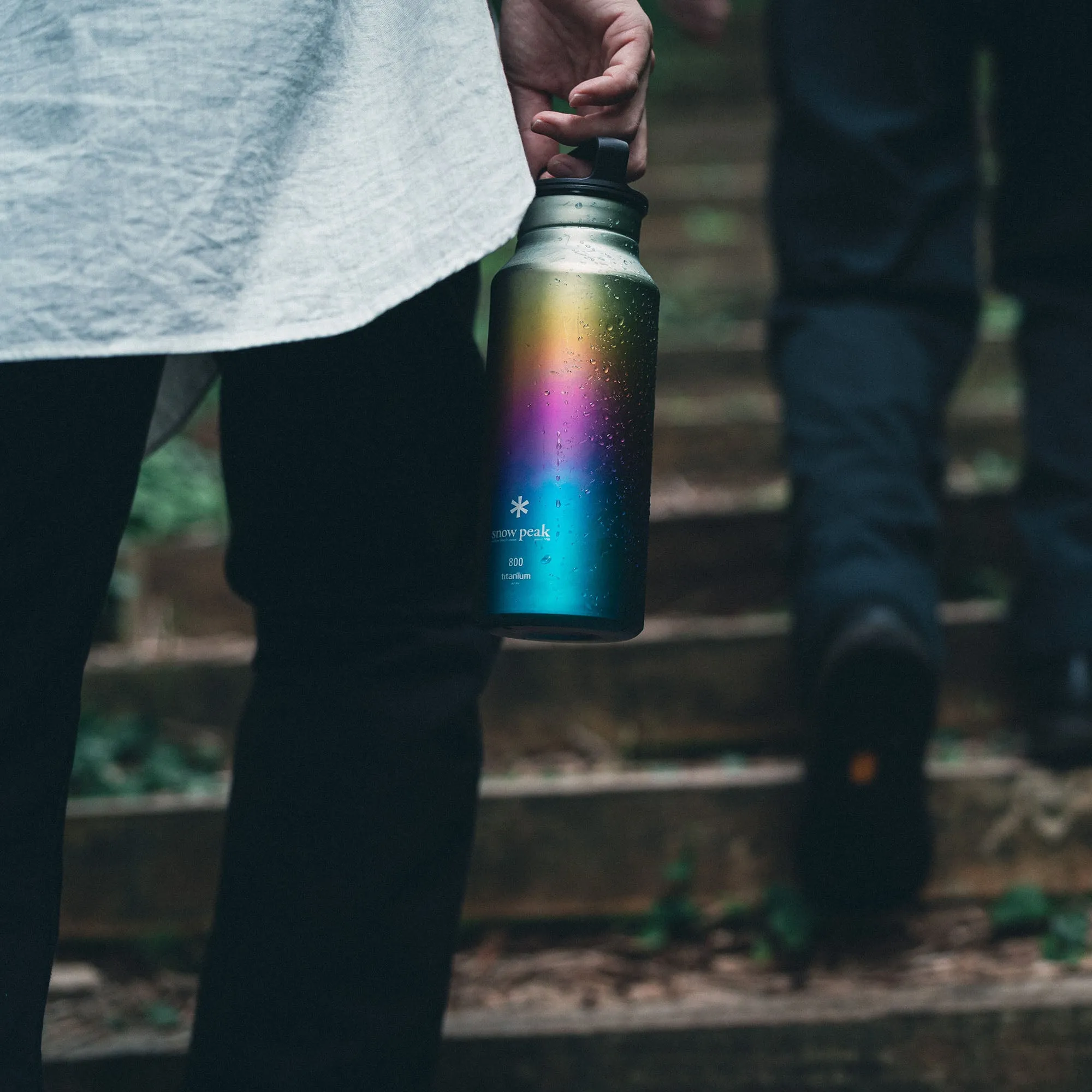 Titanium Aurora Bottle 800