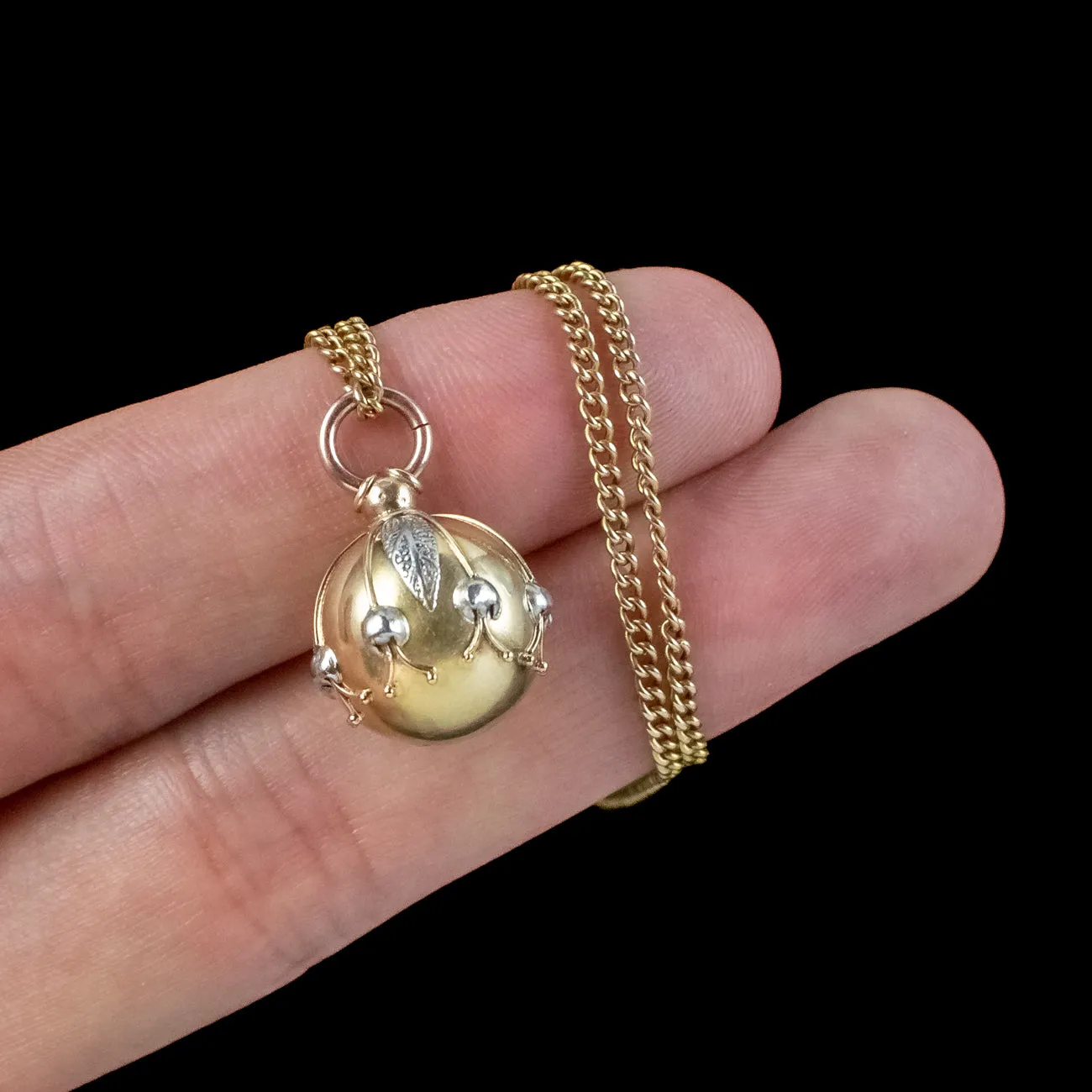 Vintage Orb Pendant Necklace 15ct Gold Platinum